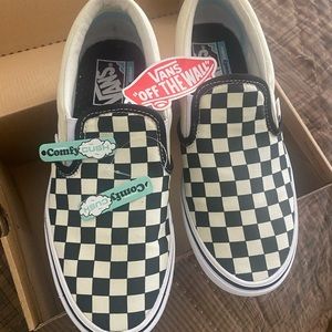 VANS Womens Checker 8.5 men’s size 7. New